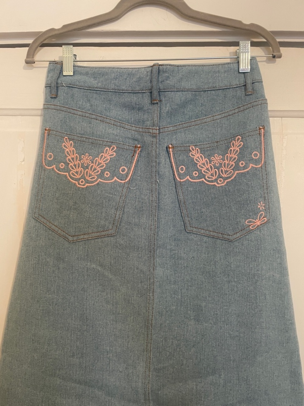 New Driftwood Serena Denim Skirt in Pink Promise size 26 - Picture 8 of 13